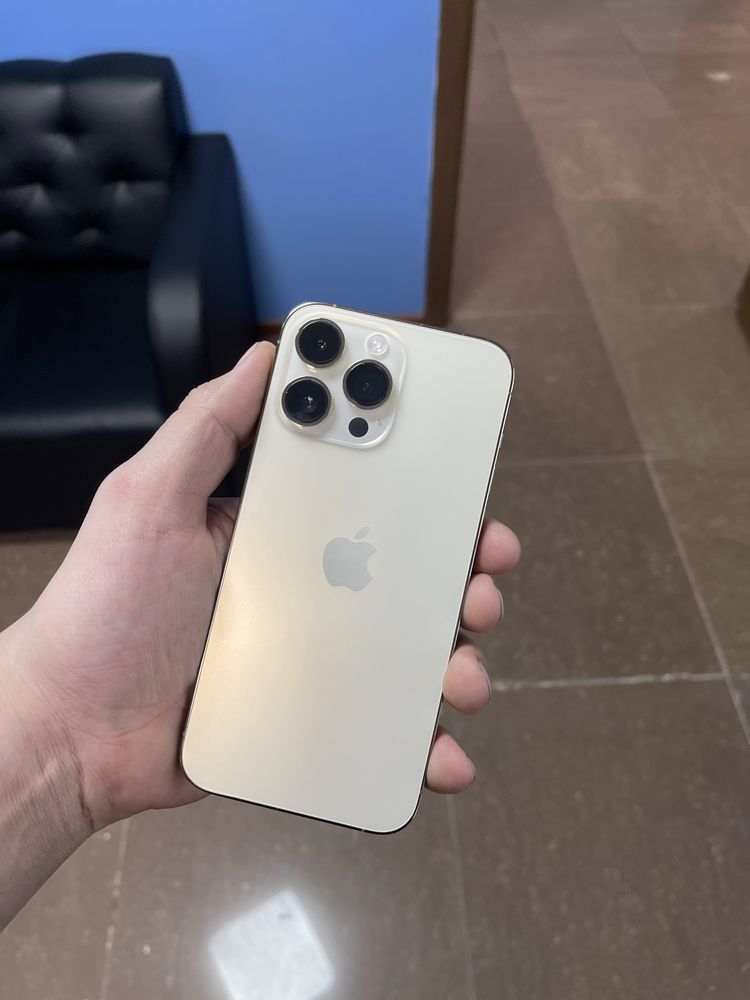 Продам iPhone 14 Pro Max