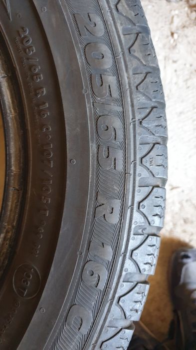 Гуми 205 65 16 С семперит