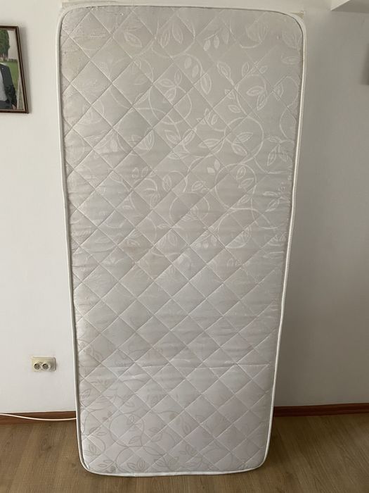 saltea 90x200 utilizata