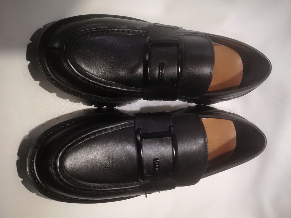 Guess, лоуфъри естествена кожа, номер 41