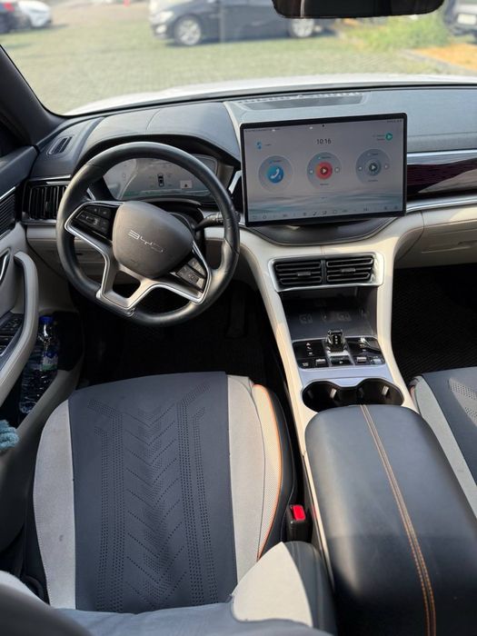 BYD champion 605 EV Full 2024