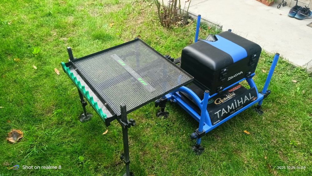 Платформа за риболов с маса