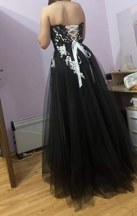 Бална рокля