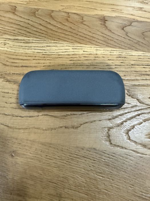 iqos iluma negru