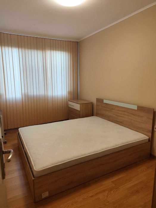 Дава се под наем Двустаен апартамент в Пловдив, Въстанически - 68 кв.м за 300 € - Снимка #1