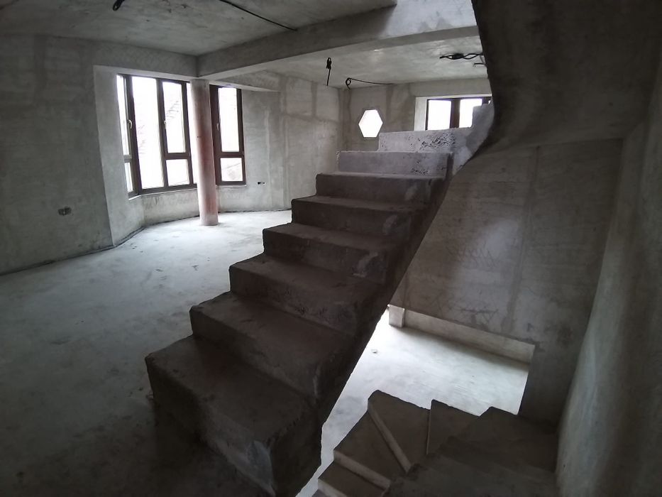 2 case de vanzare in Lugoj central