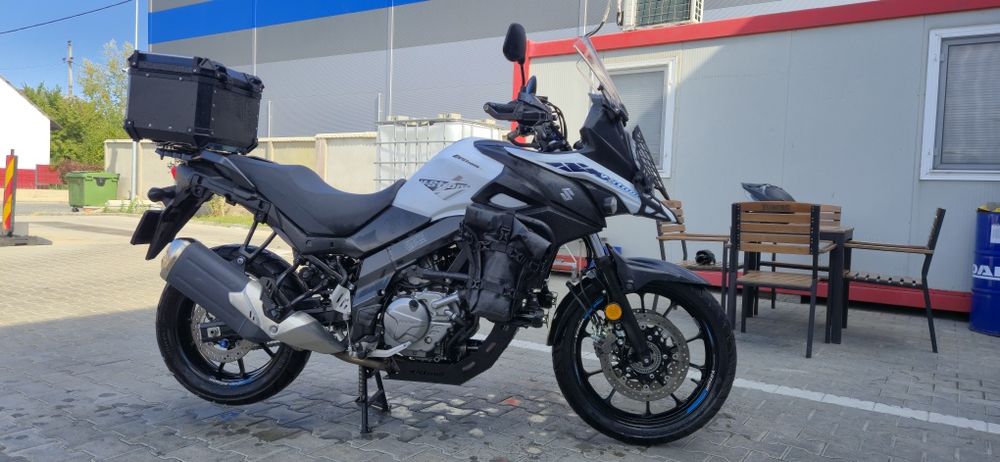 Suzuki V-Strom 650 2021
