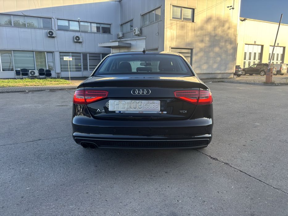 Audi A4 2.0tdi 177cp S-line exterior PRET FIX!!!