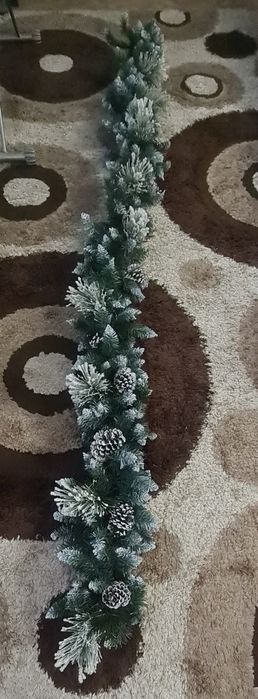 Продам еловую гирлянду