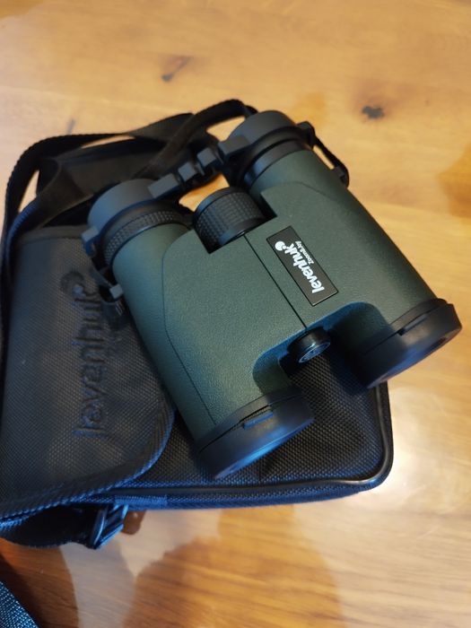 Binoclu 10x32  Levenhuk Karma Pro