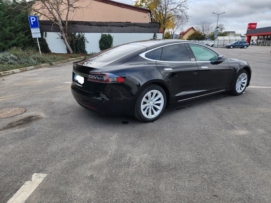 Tesla model s75 proprietar in acte viata baterie 91% schimb cu model X