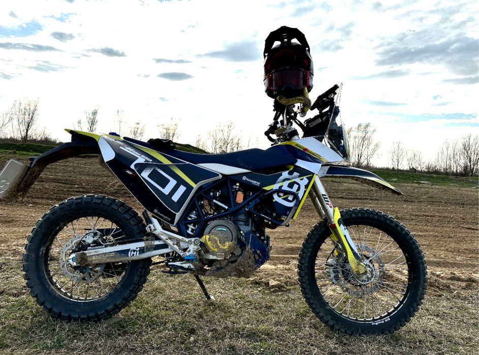 Motocicleta Husqvarna 701 Enduro 2024 Rally 5000 Km