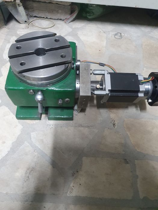 Электронная делительная головка.