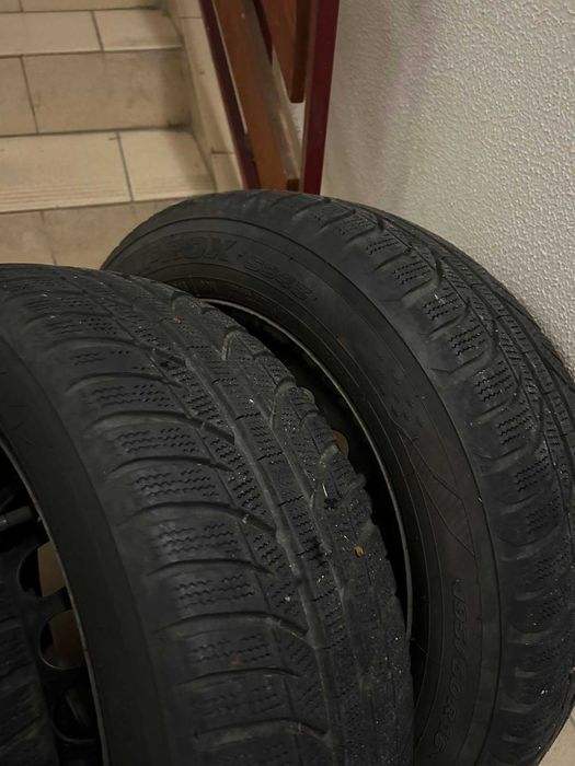 Зимни гуми с джанти TOYO 195/60R16
