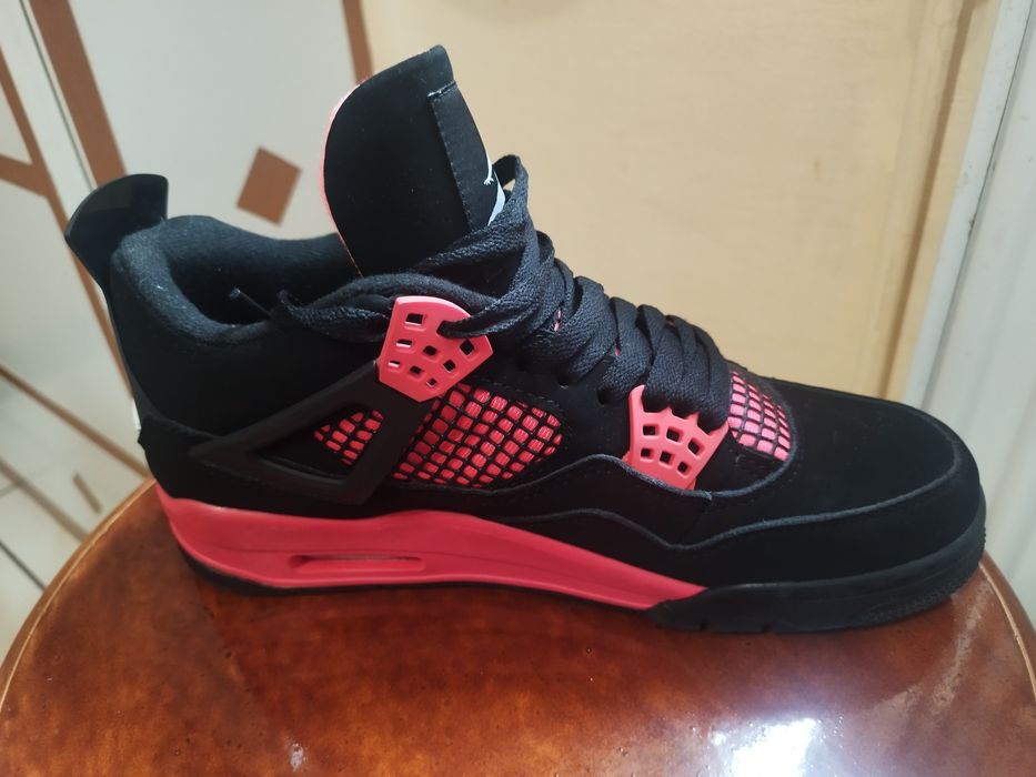 Adidasi Jordan de vanzare negociabil