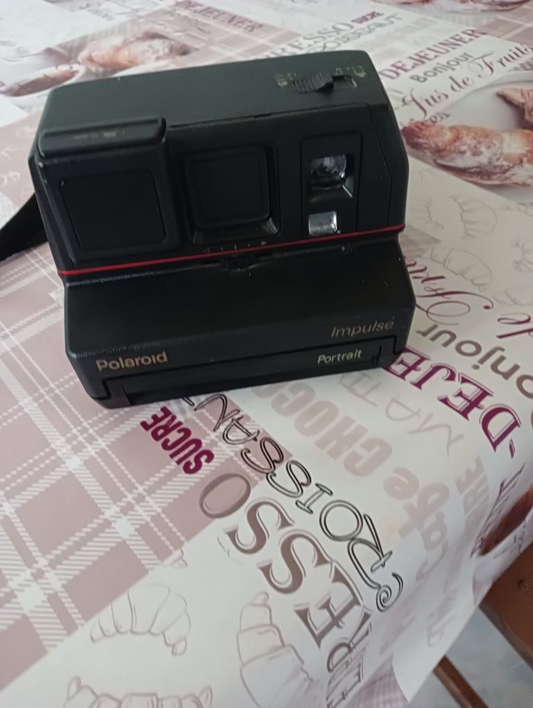 Polaroid impulse 600 plus