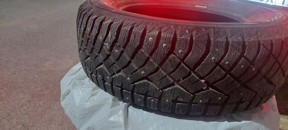 Продам зимние шины б/у