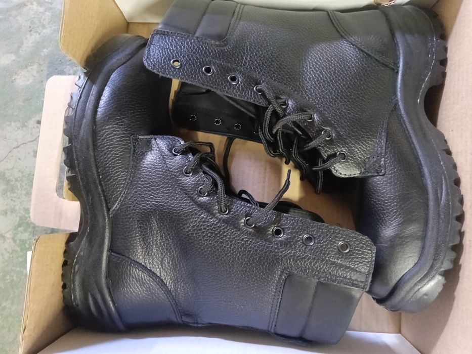 Новые ботинки мужские