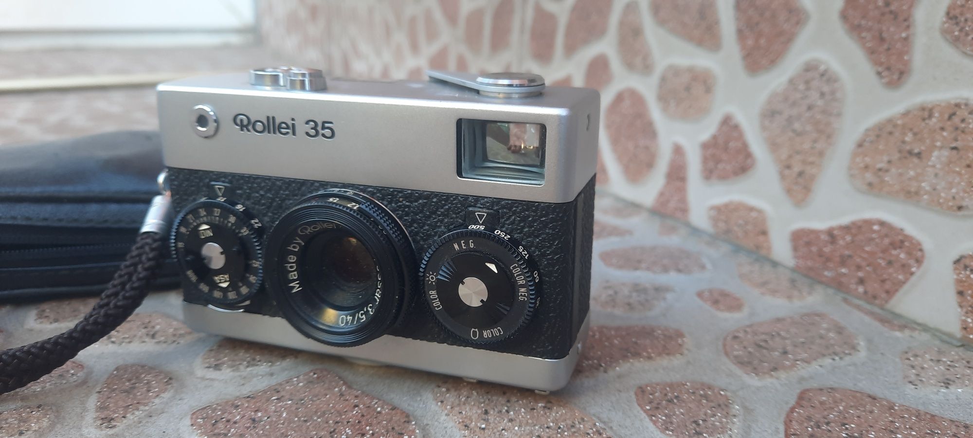 Фотоапарат  Rollei 35