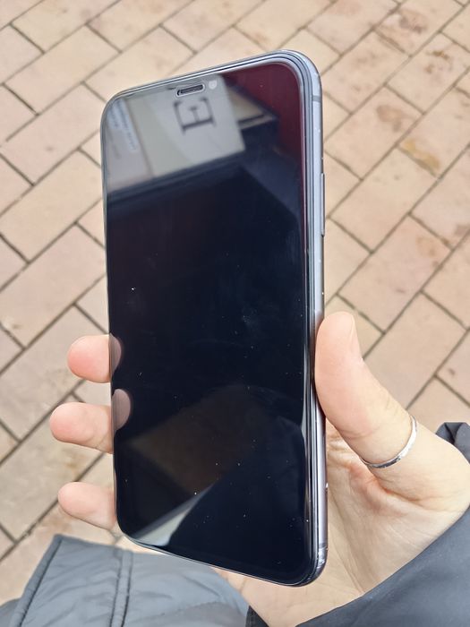 IPhone 11 black бу 128гб