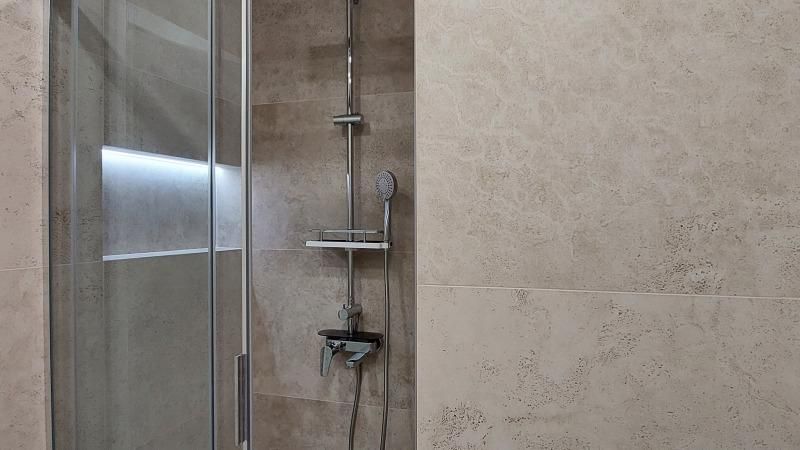 Дава се под наем Тристаен апартамент в София, Дианабад - 140 кв.м за 1350 € - Снимка #5