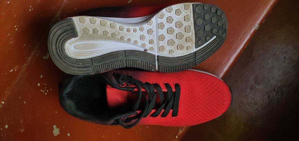 Adidasi rosii-59 ron