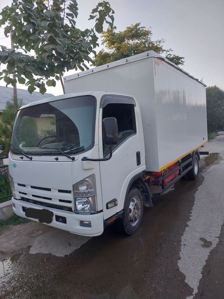 Isuzu Guruzavoy 2010