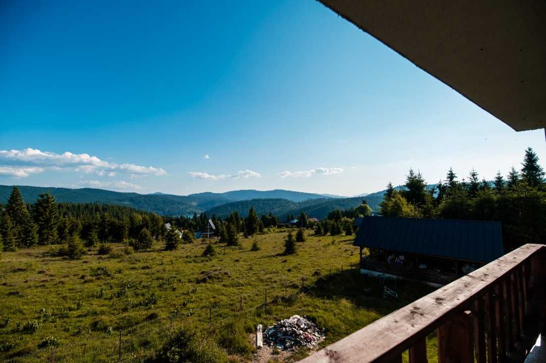 Pensiune / Duplex ultrafinisat cu vedere panoramică spre Lacul Beliș
