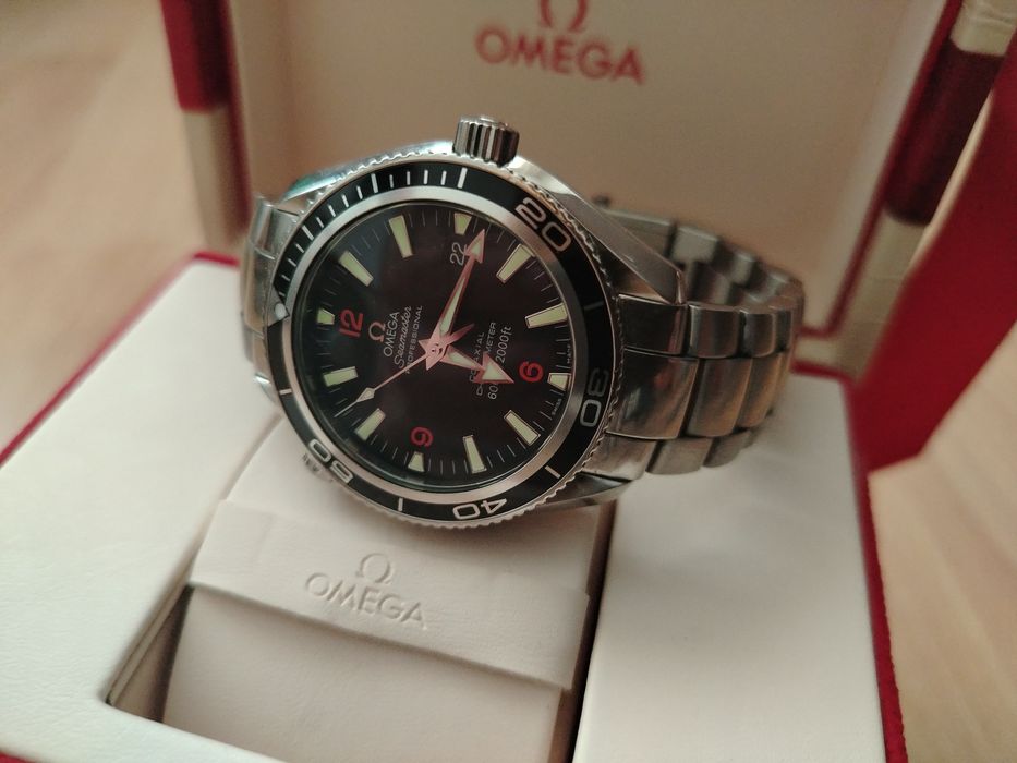 Оригинален часовник Omega Seamaster Planet Ocean 600 M.