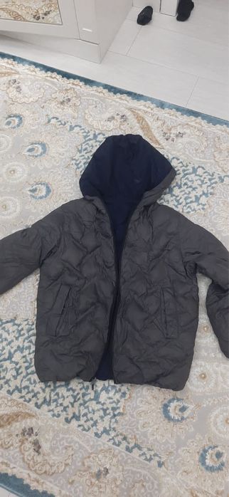 продается куртка для подростка 11-12