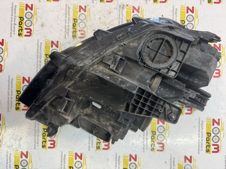 Far stanga full LED VW Passat B8 facelift 2020-2023