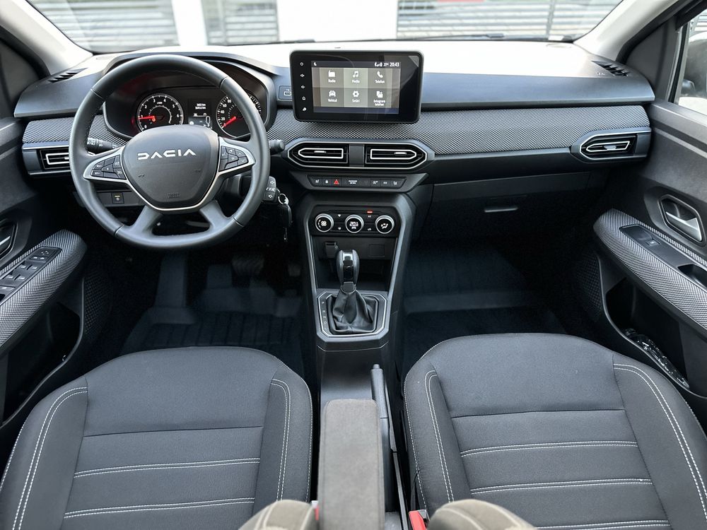 Dacia Sandero / 12/2024 / Garantie 2027 / 3500 Km