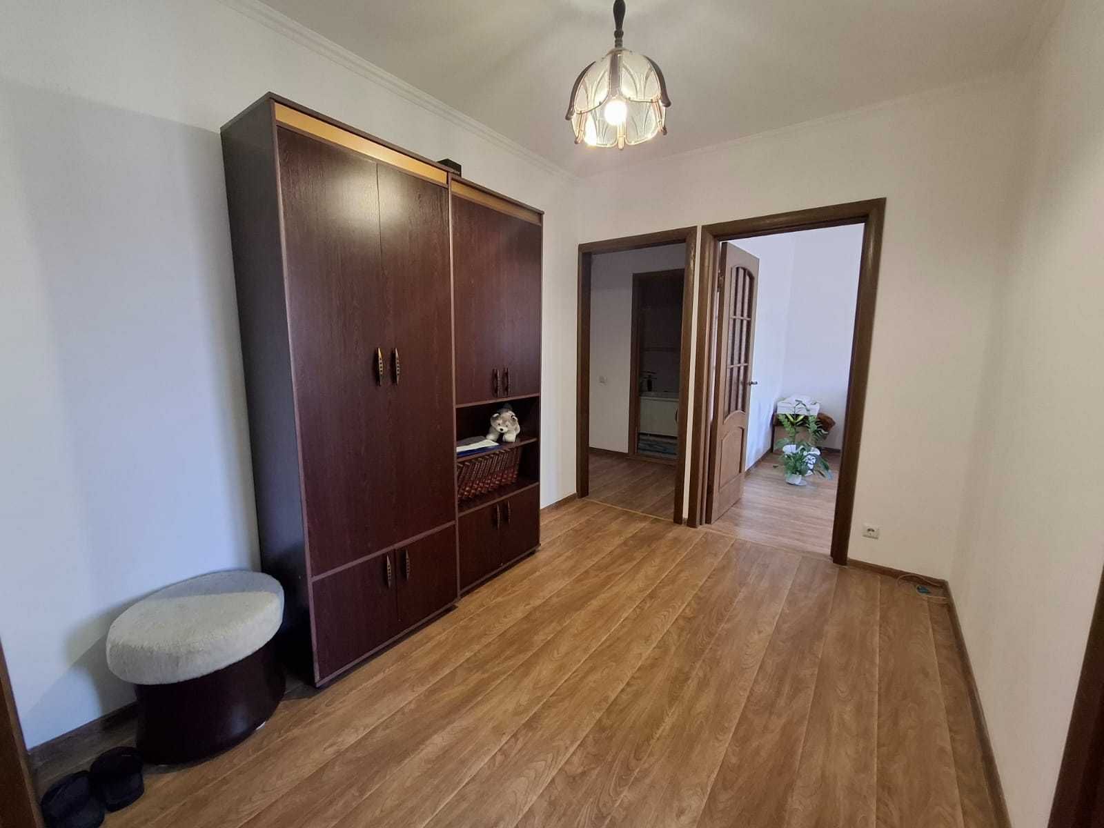 Продаётся 3-ком. квартира, 19-мкр