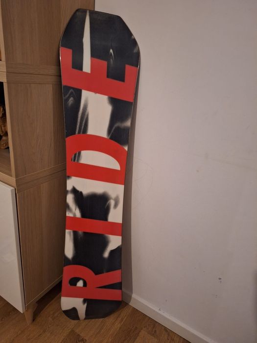 Placa snowboard Ride Helix 141 model 2020
