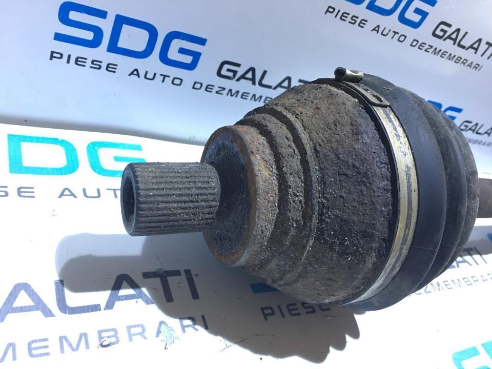 Planetara Dreapta Fata Audi Q3 2012 - 2014 Cod Piesa : 5N0 407 764 G / 5N0407764G