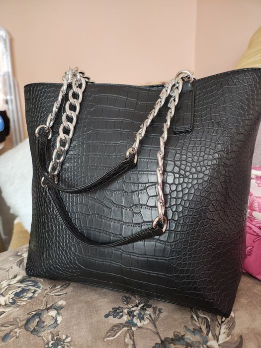 Geanta dama nou de umăr