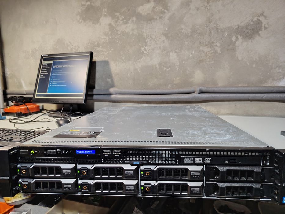 Server DELL Poweredge R520 rebranded 12 TB hdd SAS