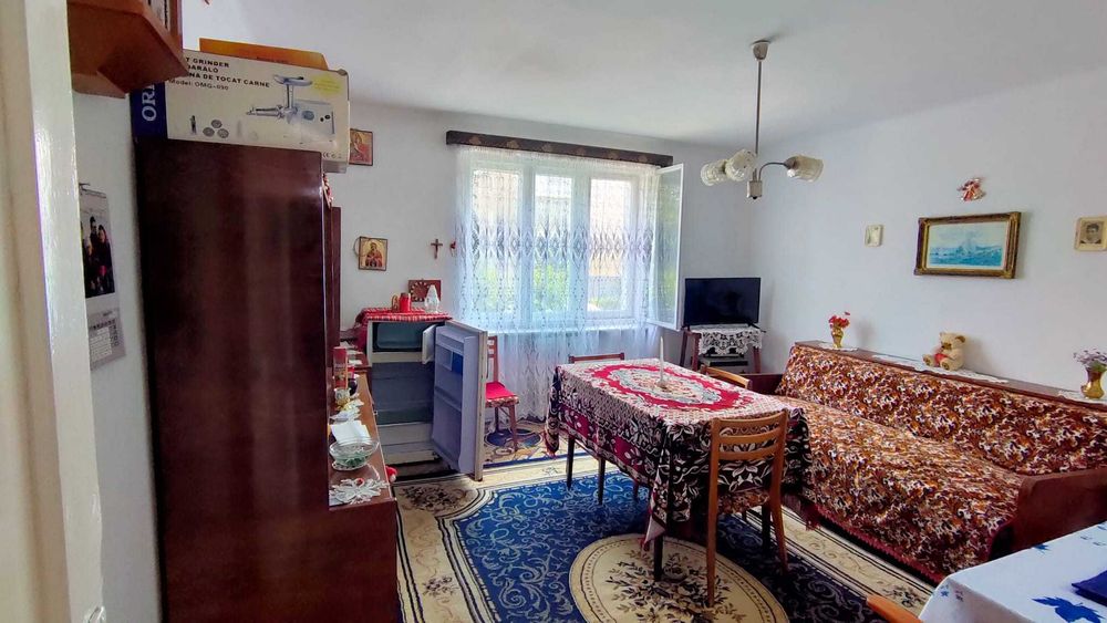 Apartament 2 camere Onești ,str Republicii bl 33,