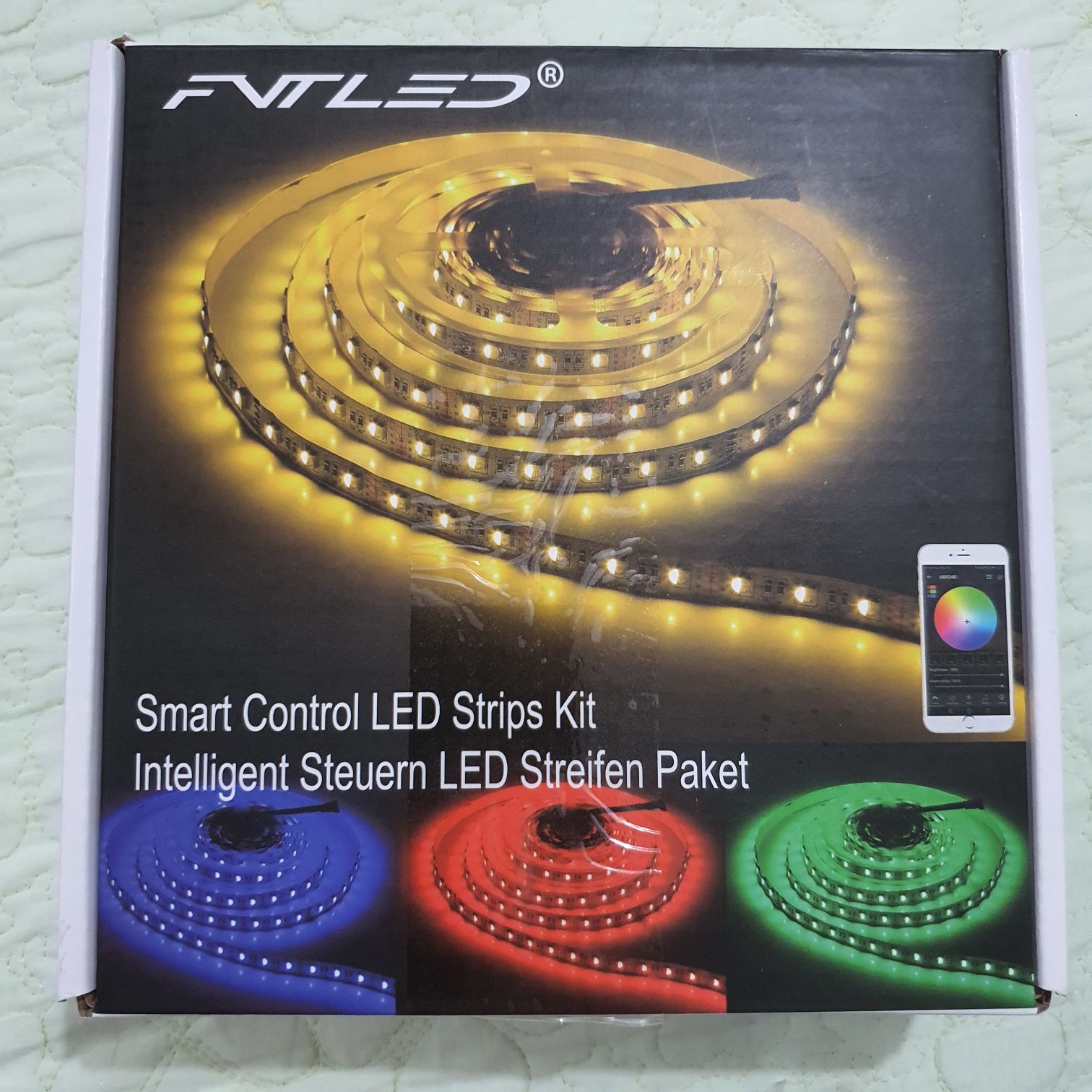 Banda led RGB (RGB+ Alb Cald) + wifi control 4in1,  810 led/m ip20, 12