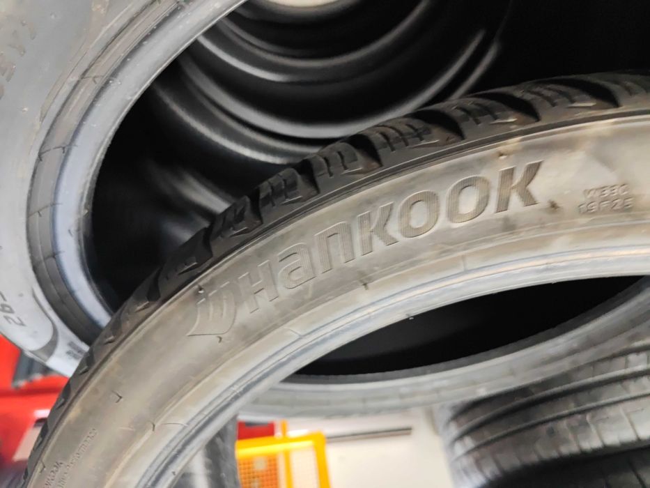 2бр.зимни гуми 255/35/21 Hankook