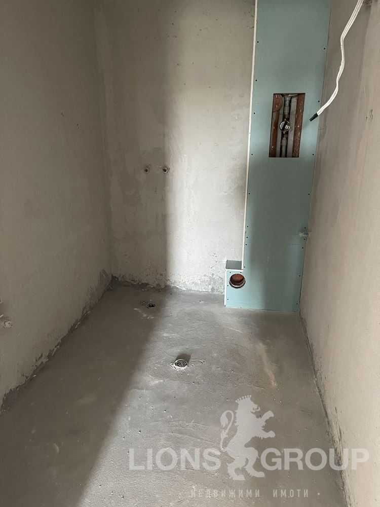 Продава се Тристаен апартамент в Варна, Аспарухово - 93 кв.м за 1500 €/кв.м - Снимка #13
