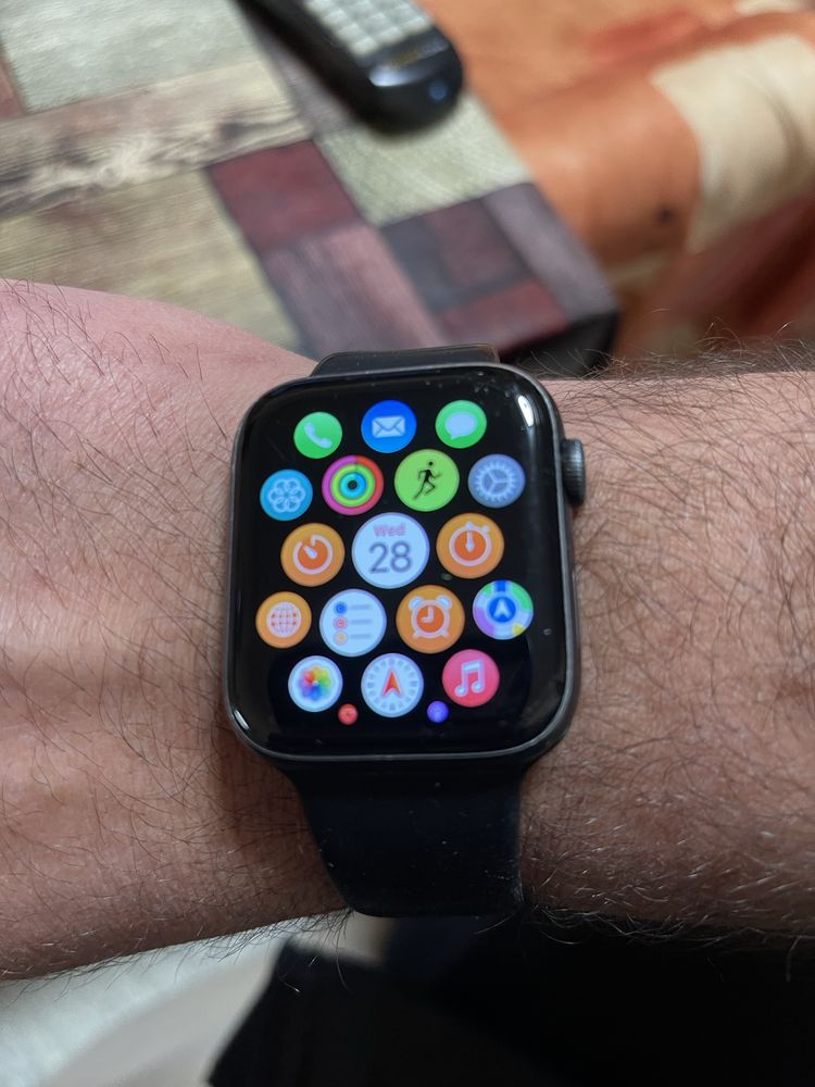 Apple Watch Series 5 44mm