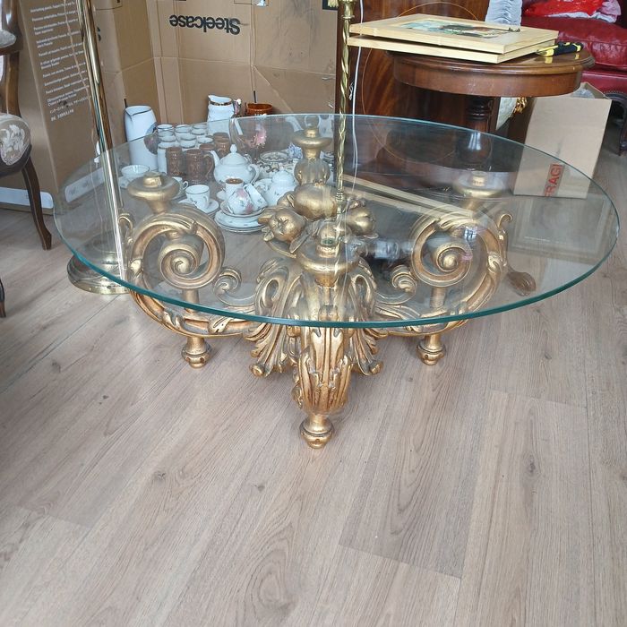 Холна.      маса