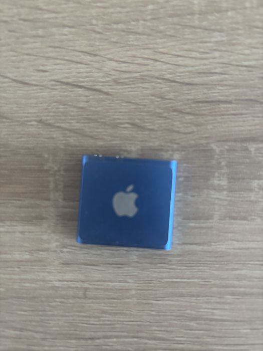 Ipod Shuffle 4th generation nou-nouț, în stare impecabilă.
