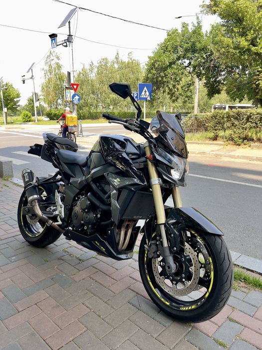 Suzuki Gsr 750 2012