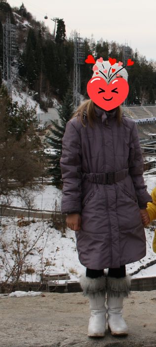 Продаётся димесезонная куртка на девочку