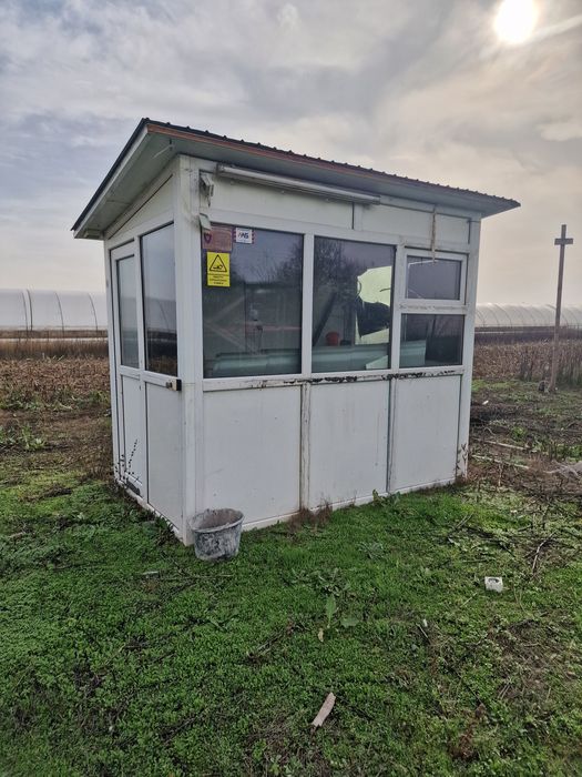 De vânzare baraca de termopan