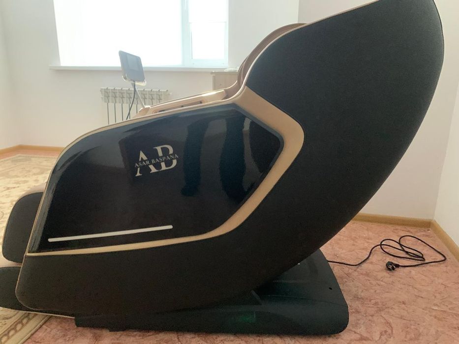 Массажное кресло