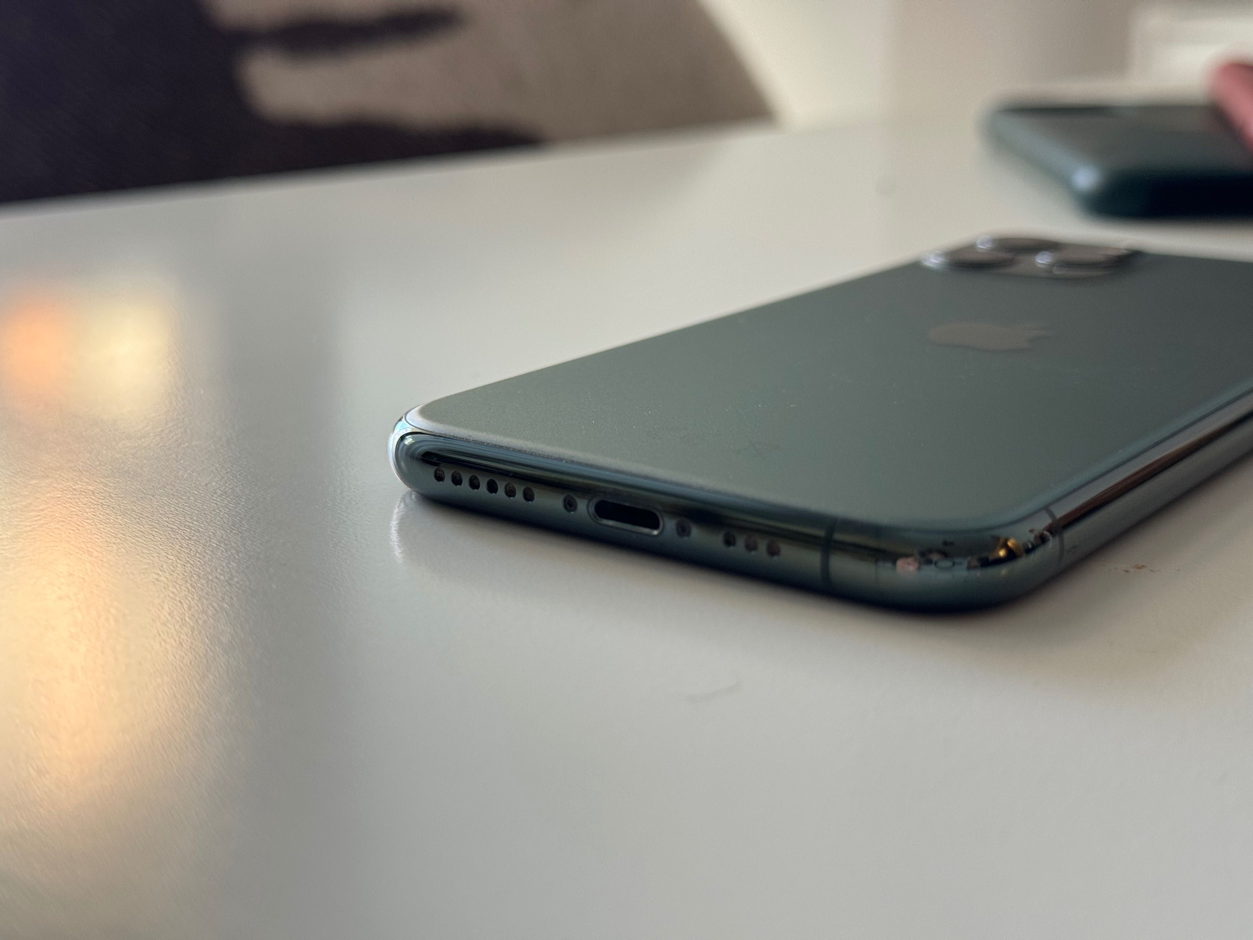 iPhone 11 Pro 256GB, Midnight Green