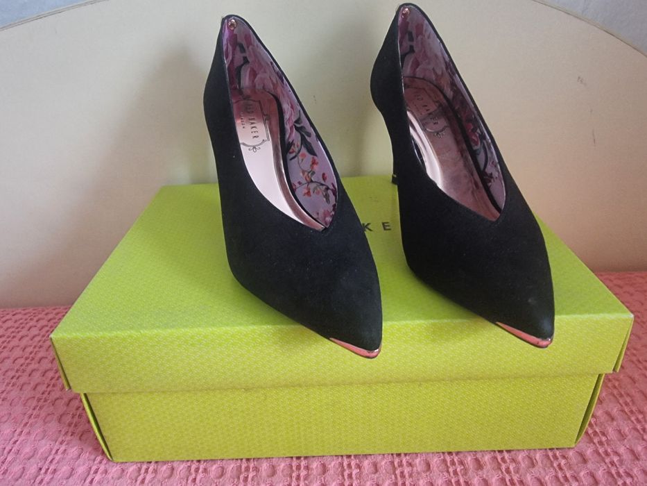 Обувки Ted Baker нови